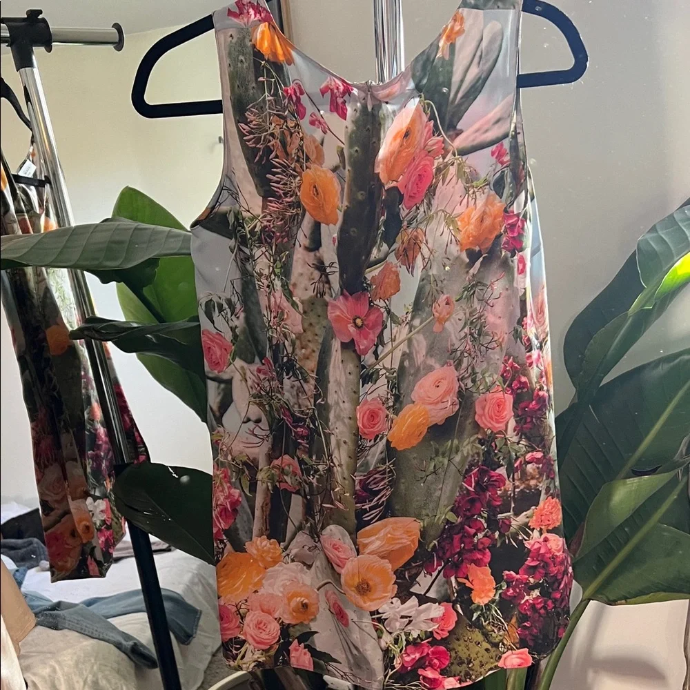 Akris Punto Cactus Blossom Mulberry Silk Top - Picture 6 of 8